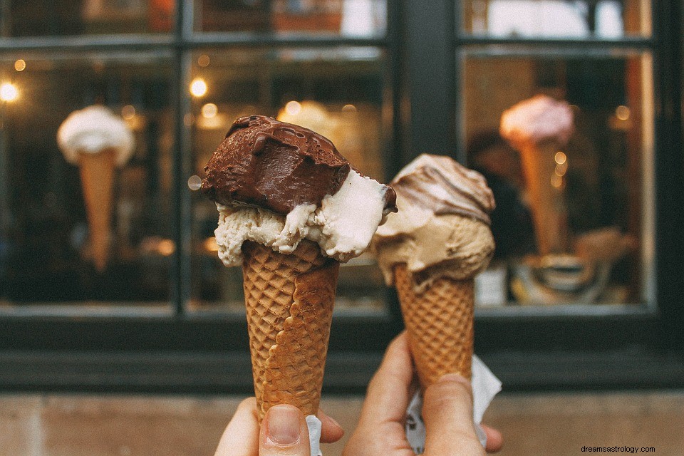Crème glacée dans un rêve - Signification et explication 