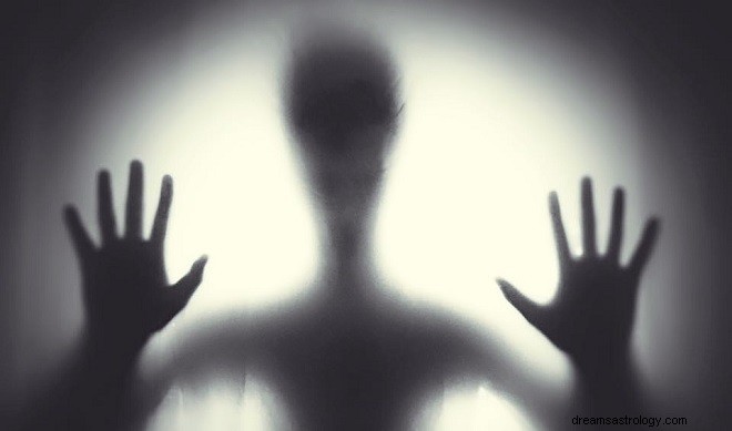 Drömmar om spöken – tolkning och mening 