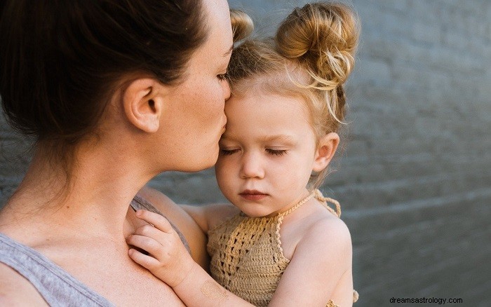 Sogni di proteggere un bambino:significato e simbolismo 