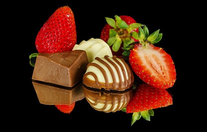 Süßigkeiten essen im Traum – Bedeutung und Symbolik 