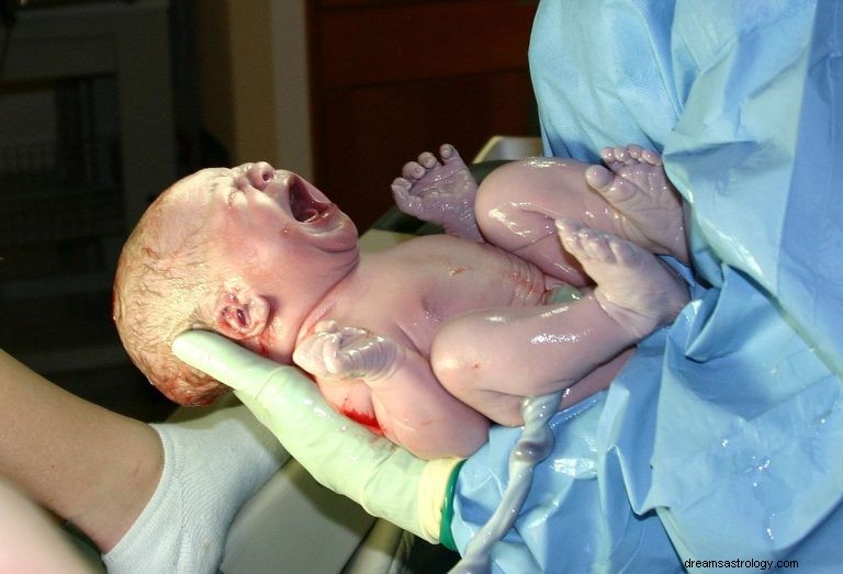 Was bedeutet es, von einem neuen Baby zu träumen? 