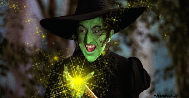 Co to znaczy marzyć o czarownicach? 