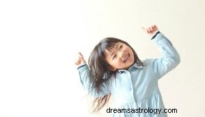Hva betyr det å drømme om en jente? 