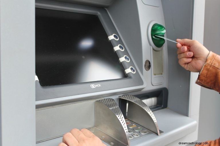 Co to znaczy marzyć o bankomacie? 