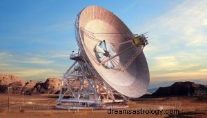 Wat betekent dromen over antenne? 