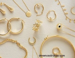 Co to znaczy marzyć o biżuterii 