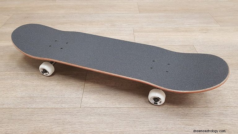 Hvad vil det sige at drømme om skateboards? 