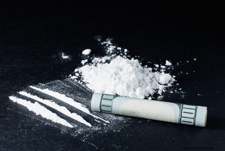 ¿Qué significa soñar con cocaína? 