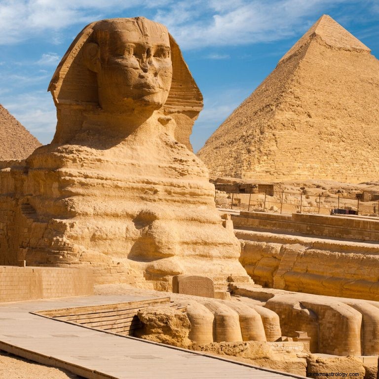 Sphinx:Åndelig dyr, totem, symbolikk og mening 