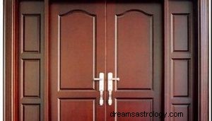 Hva betyr det å drømme om dører? 