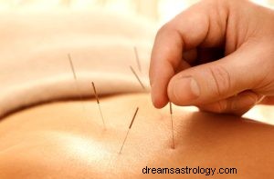 Vad betyder det att drömma om akupunktur? 