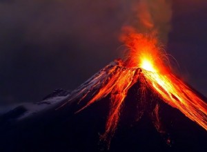 噴火はあなたの夢の中で何を意味しますか？ 