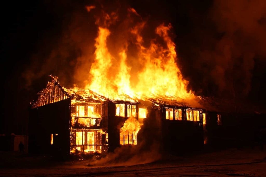 Co znamená požár domu ve vašem snu? 
