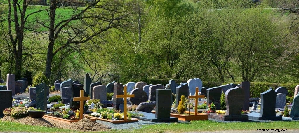 Kirkegårdsdrøms betydning og symbolik 