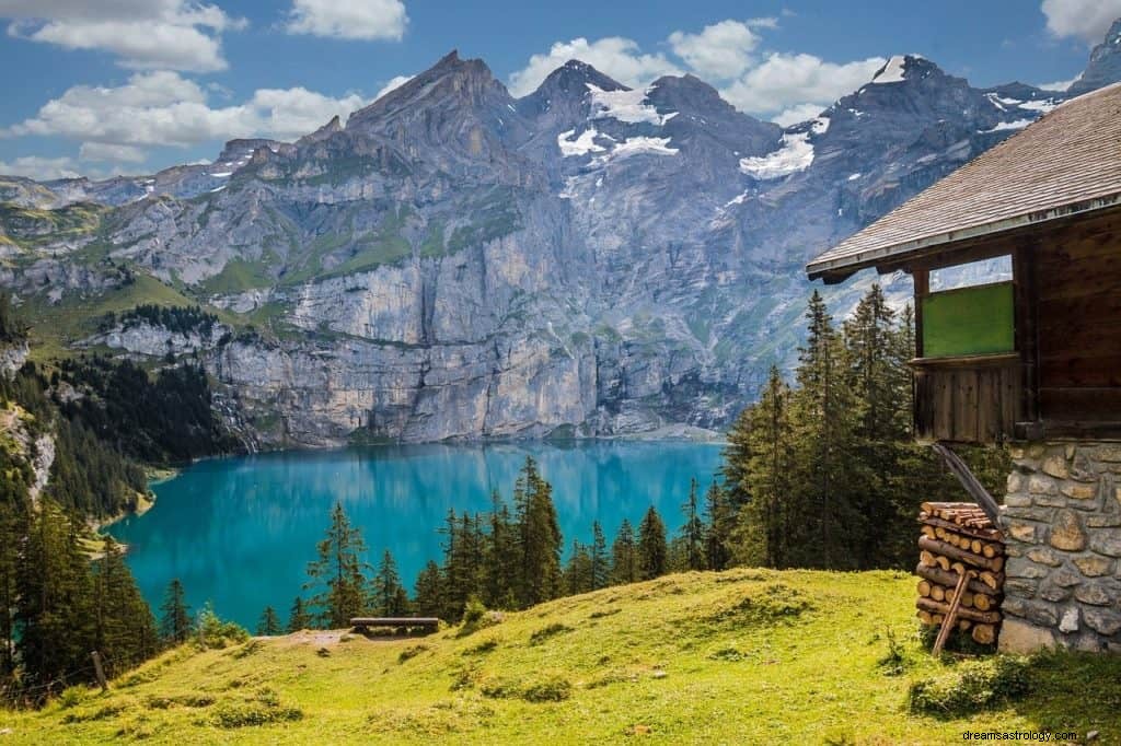 Signification et symbolisme du rêve du lac 