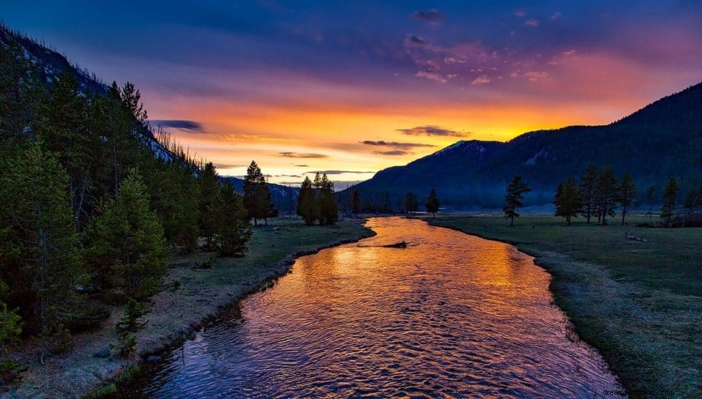 Significato e simbolismo del sogno di fiume 