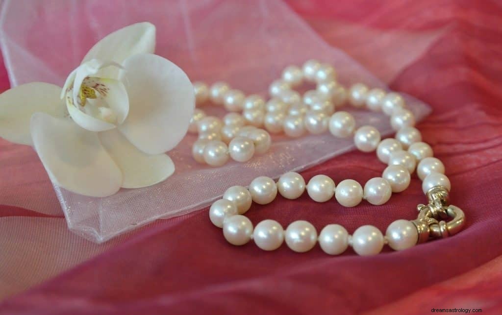 Significato e simbolismo del sogno delle perle 