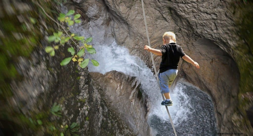 Bambino in Pericolo Sogno Significato e Simbolismo 