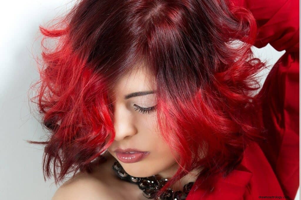 Rött hår drömmening och symbolik 