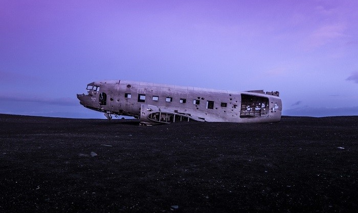 飛行機墜落事故についての夢–意味と解釈 