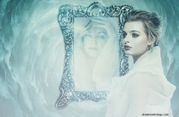 Spegel – drömmening och symbolik 