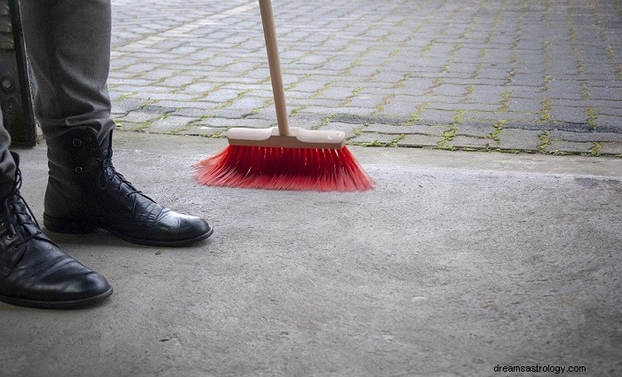 Droom van het vegen van de vloer - Betekenis en symboliek 