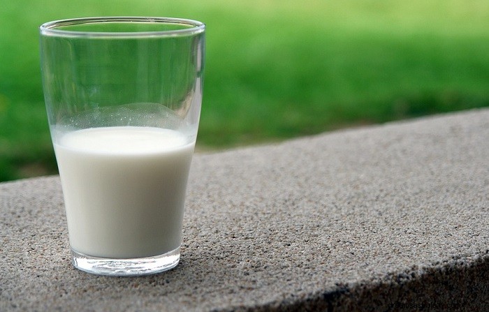 Beber leite em um sonho - significado e simbolismo 