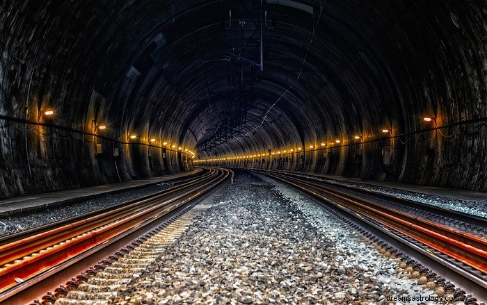 Tunel – znaczenie i symbolika snu 