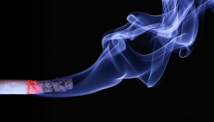 喫煙についての夢–意味と象徴性 