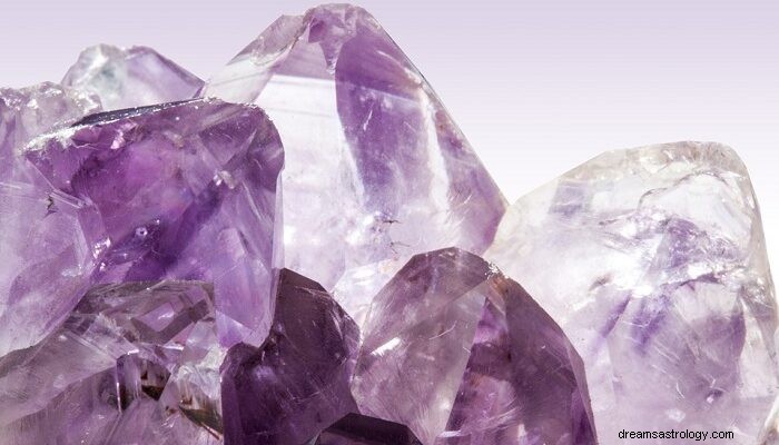 Kristallen in dromen - Betekenis en symboliek 