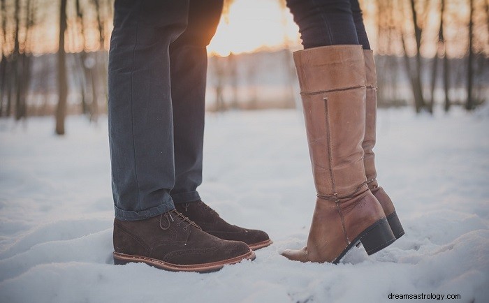 Stiefel – Traumbedeutung und Symbolik 