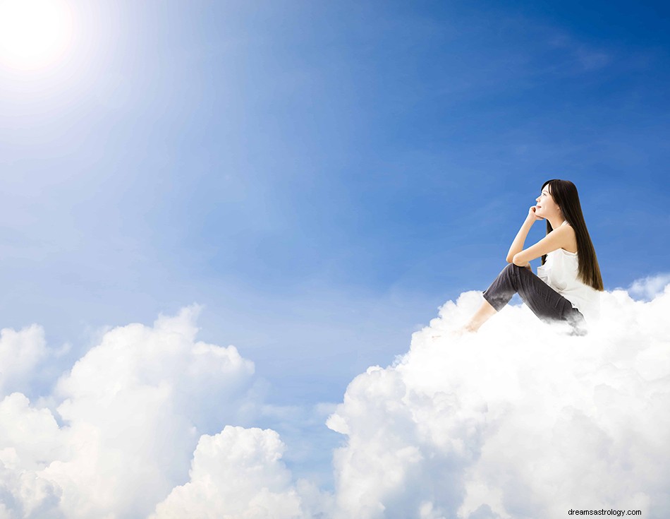 Drömma om moln – mening och tolkning 