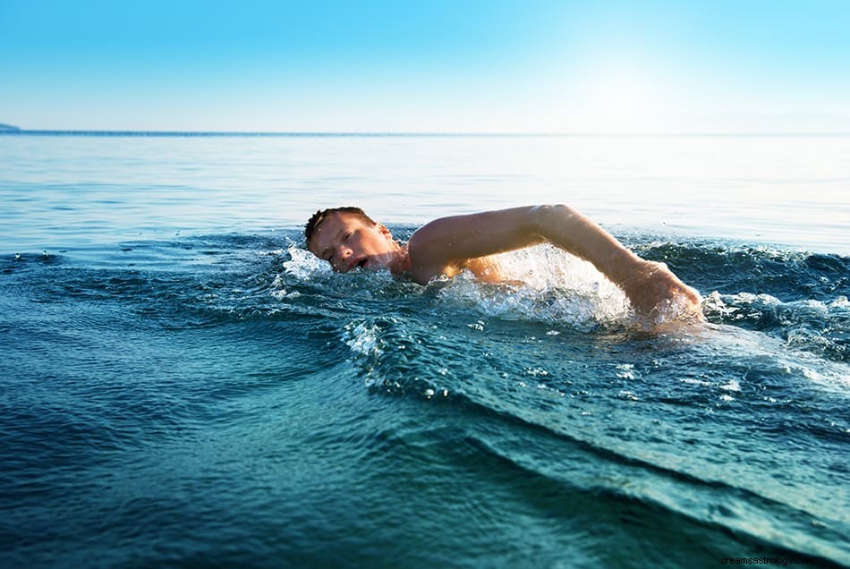 Was bedeutet es, vom Schwimmen zu träumen? 