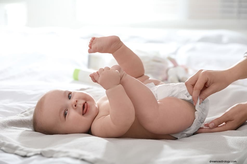 Hva betyr det å drømme om en babygutt? 
