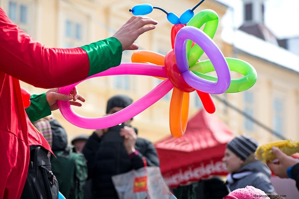 Vad betyder det att drömma om en clown? 