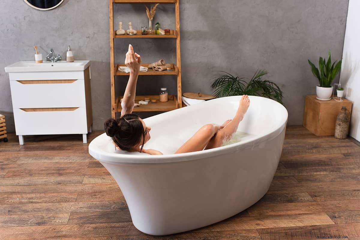 Der Traum von einer Badewanne – Bedeutung und Deutung 