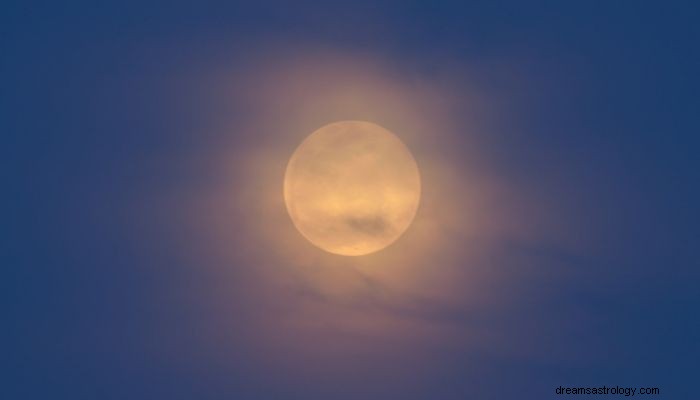 Significado de los sueños de luna:esto es solo el comienzo 