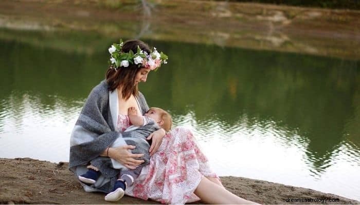 Significato e interpretazione del sogno di allattamento al seno:14 scenari di sogno 