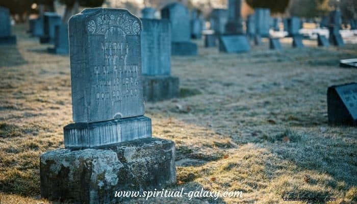 8 Arti Mimpi Kuburan :Yang Kamu Rasakan Penting 