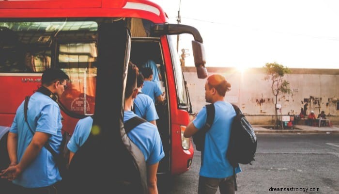 Los 11 mejores significados de los sueños con autobuses:¡descubre cuáles son! 