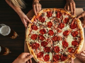 Soñar con comer pizza Significado:Piñas encima no es una pesadilla 