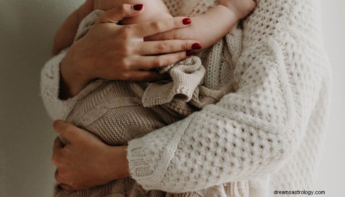 Sen Význam mrtvé matky:Znovuzrození nového života 