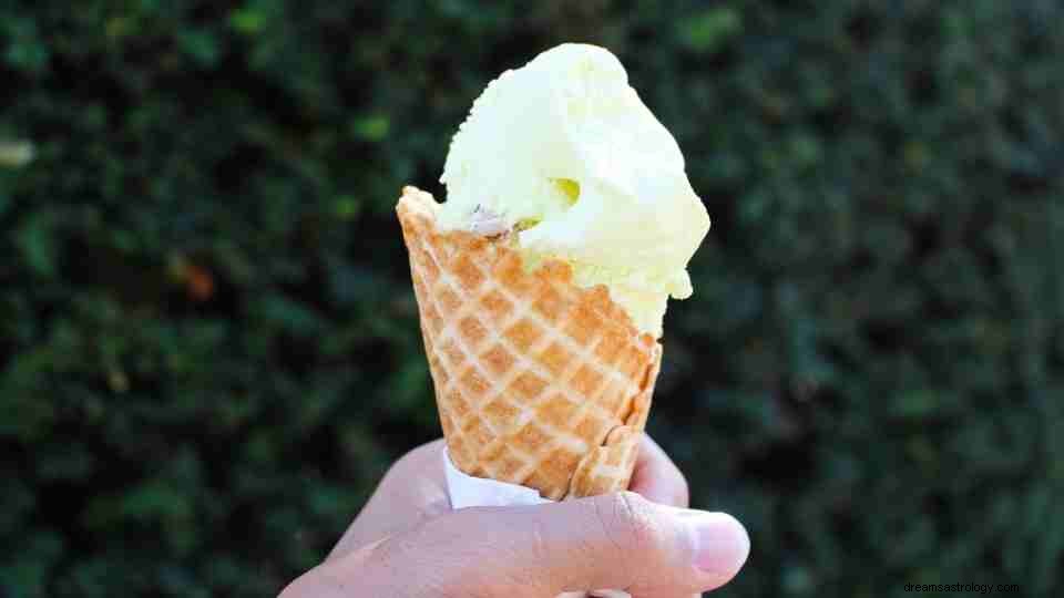 Sogno di gelato:oltre 60 tipi e i loro significati 