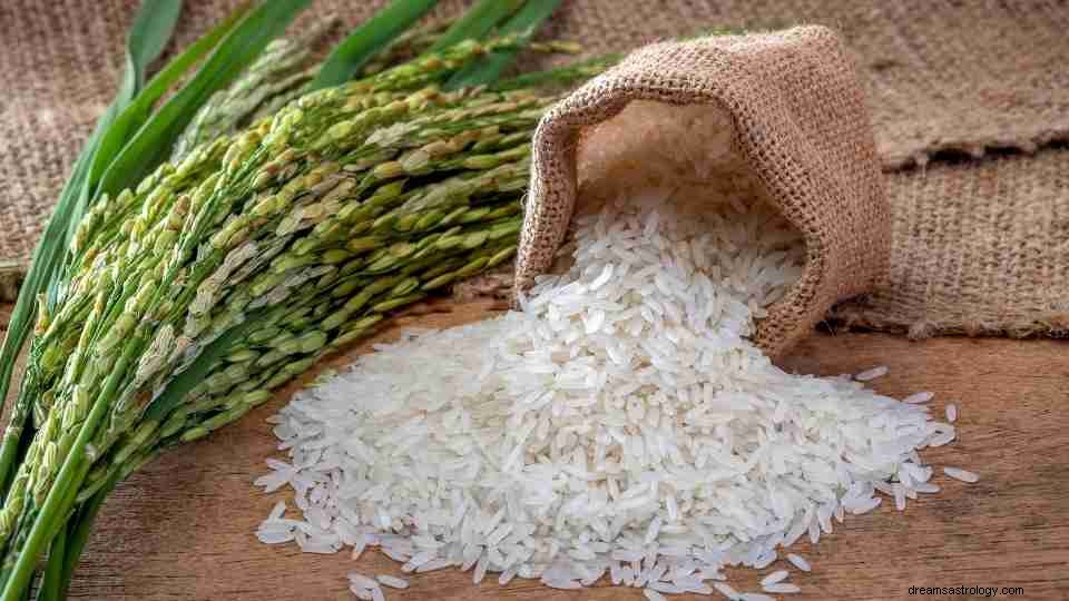 Sueño de arroz:comprensión del significado a través de varios tipos, estados e interpretaciones simbólicas 