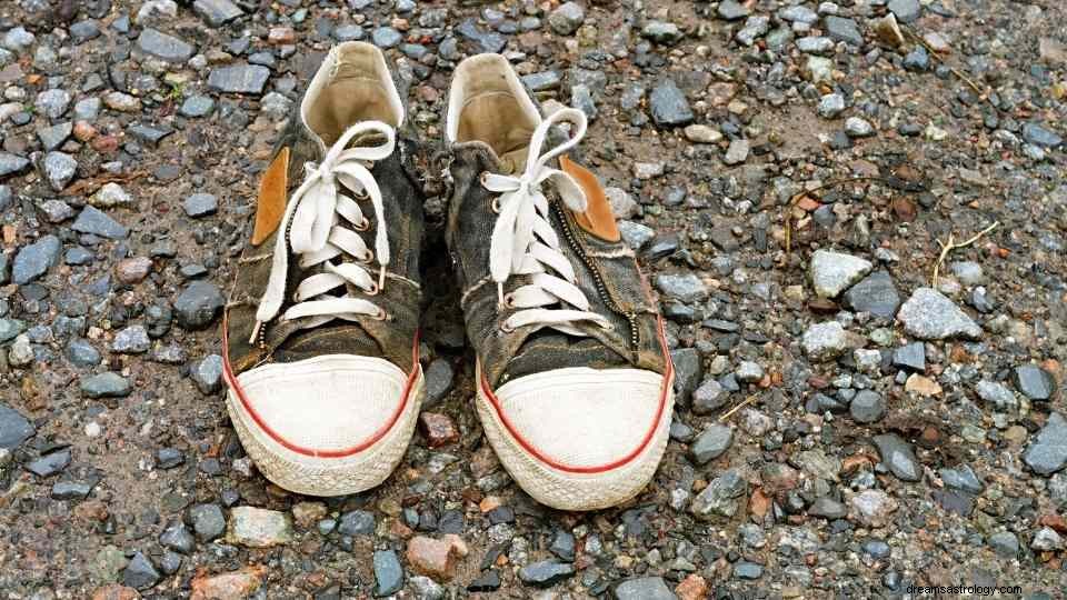 Schuhe in Träumen:110 Traumtypen und ihre Bedeutung 