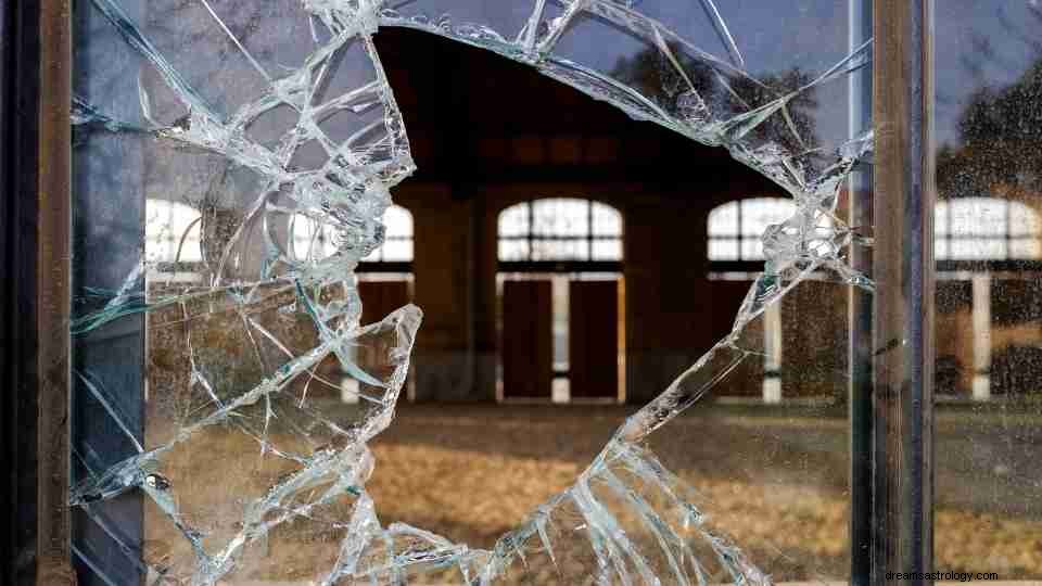 Traum vom zerbrochenen Glas – 68 Szenarien und ihre Bedeutung 