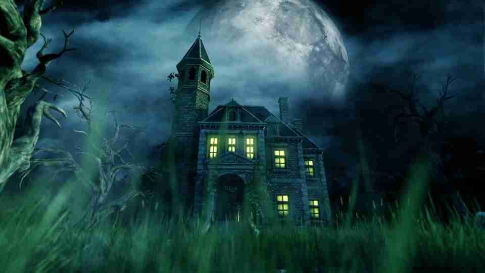 Dream of Haunted House:En komplet guide med symbolske betydninger og eksempler 