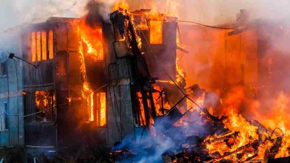 Sonho de casa em chamas:33 lotes e seus significados 