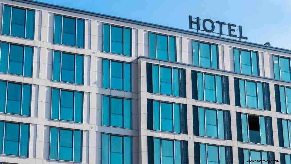 54 forskjellige scenarier av hotelldrømmer og deres betydninger 