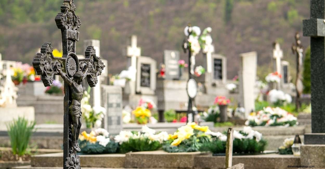 ¿Soñando con Cementerio? Aquí están las 66 parcelas 